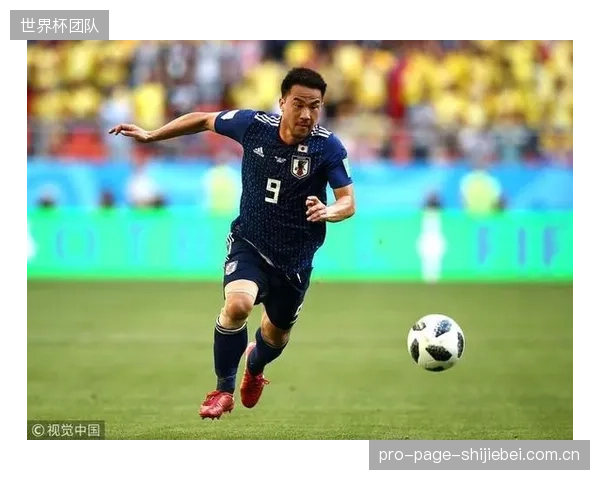 韩国队替补席再添英系球员,严智星的身体对抗能力得到提升。 韩国队替补席再添英系球员,严智星的身体对抗能力得到提升。